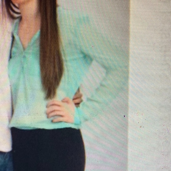 Garage Size Small Sea Foam Green Sheer Chiffon Blouse - Picture 6 of 7